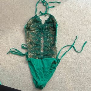 Beach Bunny Monokini